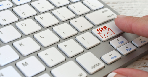 警惕網站域名詐騙：企業如何防範電子郵件欺詐